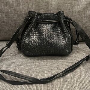 RACHEL ZOE WOVEN LEATHER DRAWSTRING CROSS BODY BAG